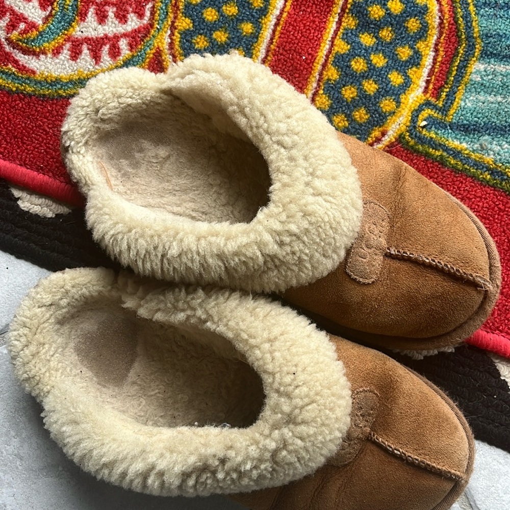 Ugg slippers